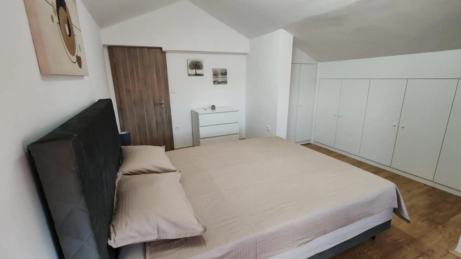 Skyline Apartment 칼리 0*,  크로아티아